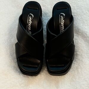 LAST CALL🚨NWOB: L’Intervalle Black Wedge Sandals - 37